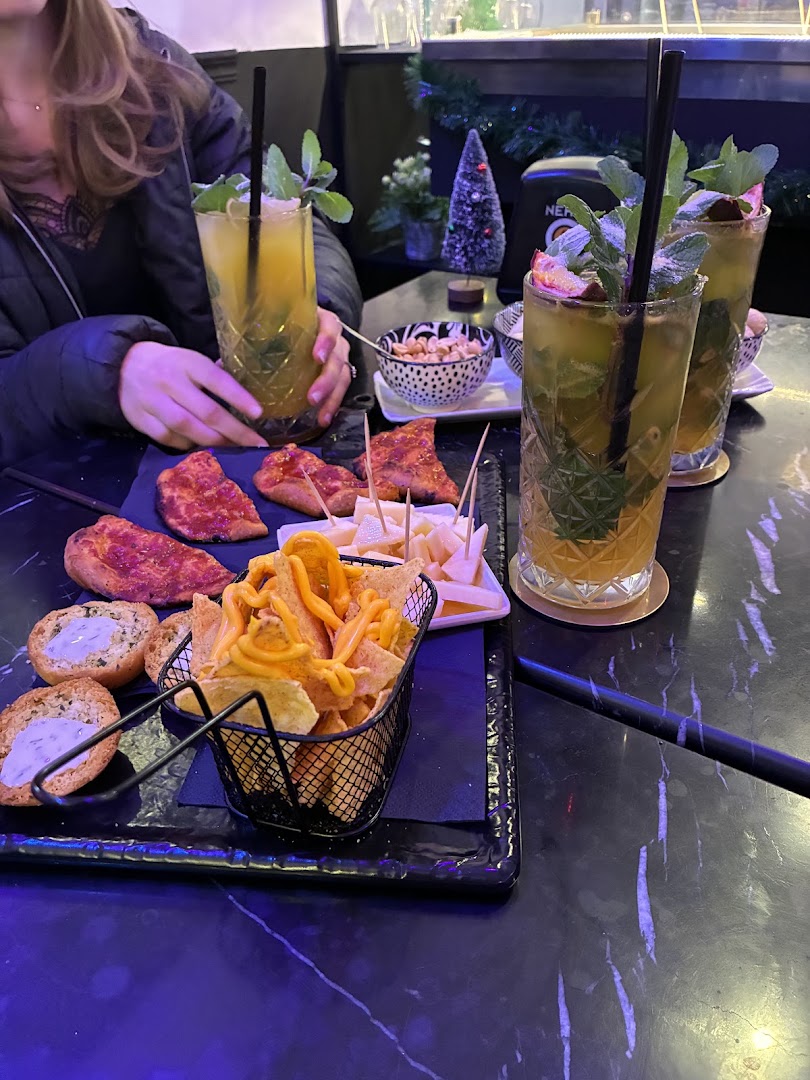 La Roca Bar