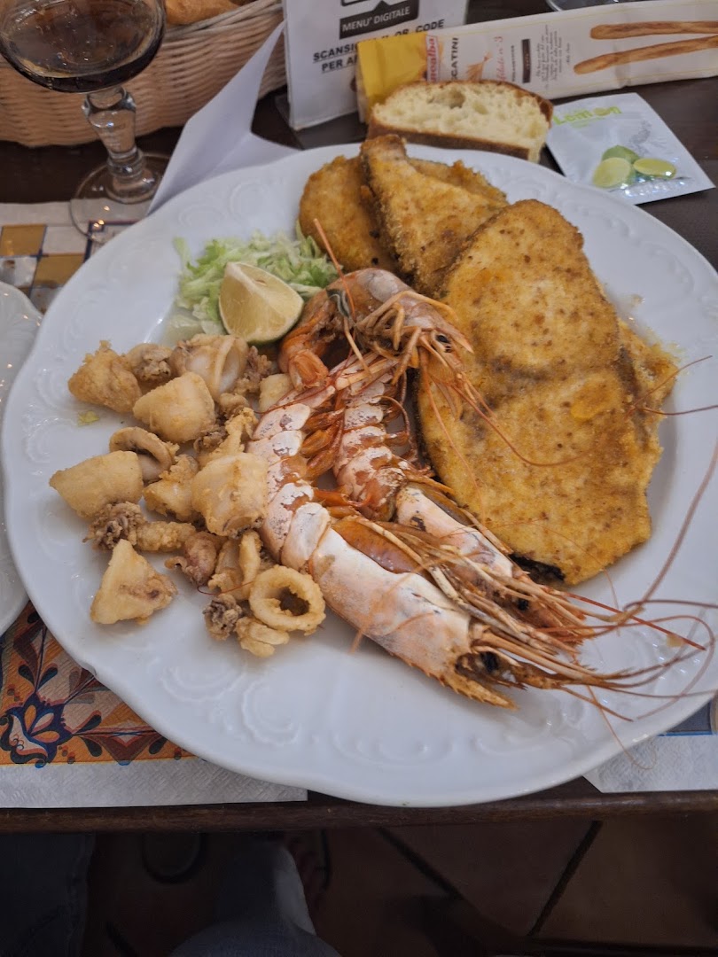 LA ROCCA ALBERGO RISTORANTE SALA RICEVIMENTI PIZZERIA