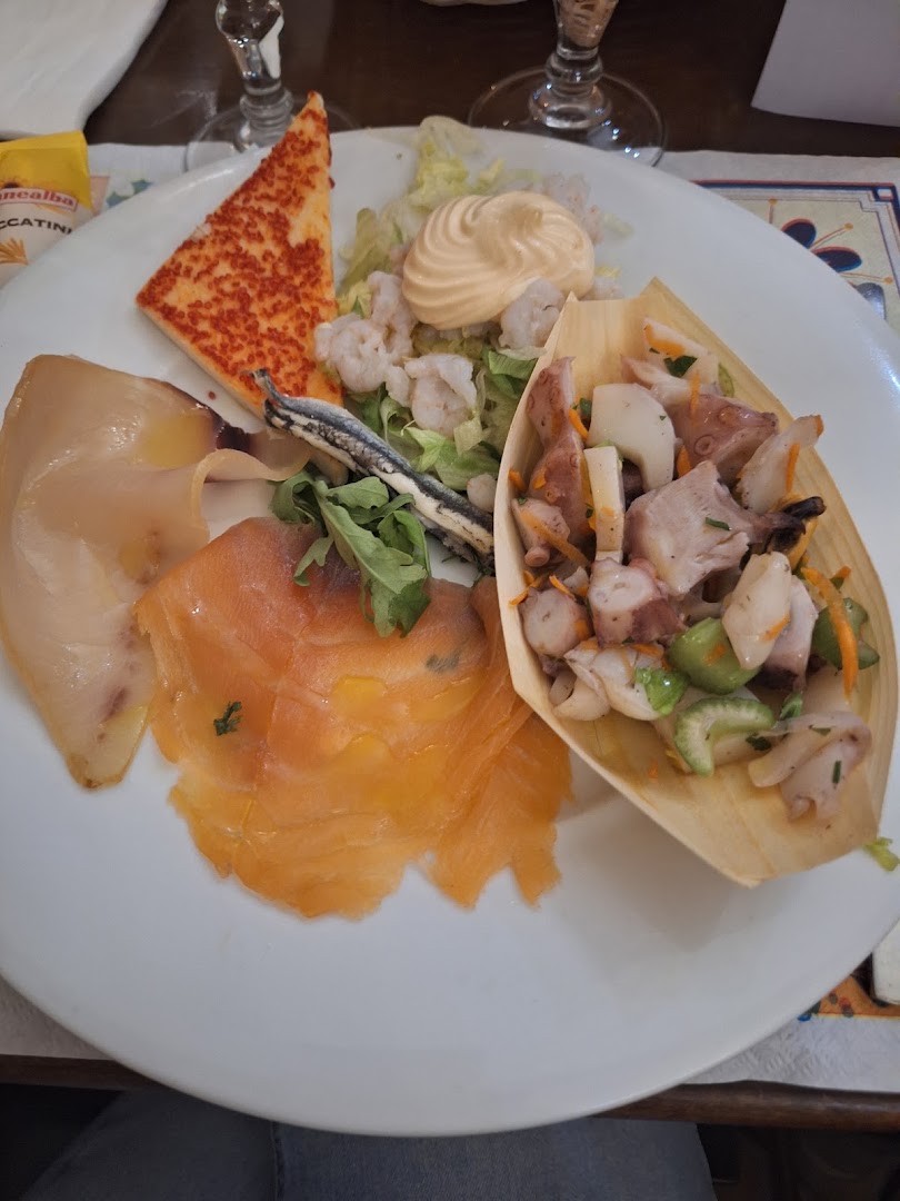 LA ROCCA ALBERGO RISTORANTE SALA RICEVIMENTI PIZZERIA