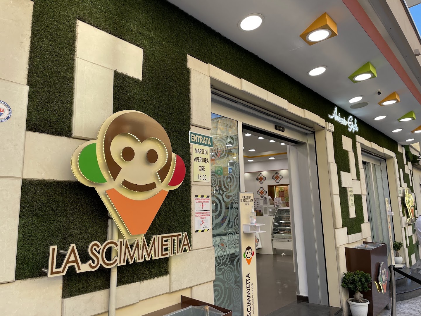 La Scimmietta, Pomigliano d'Arco