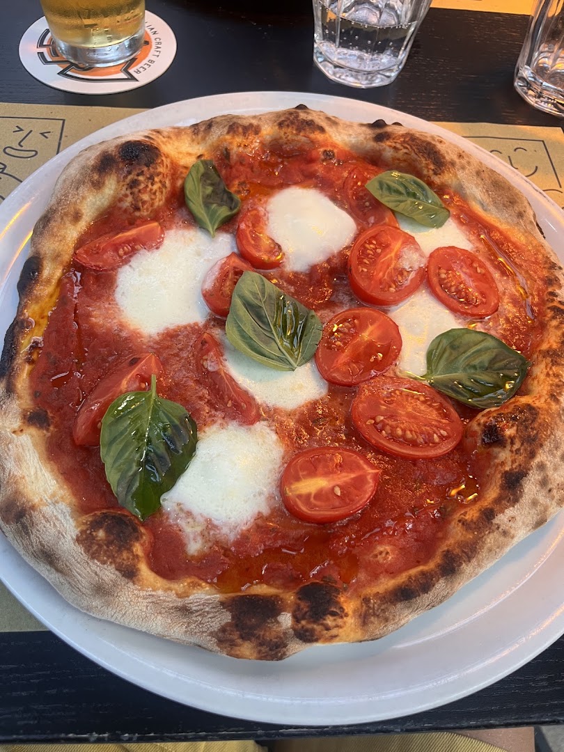 La Serra Pizzeria Ristorante, Impresa Sociale