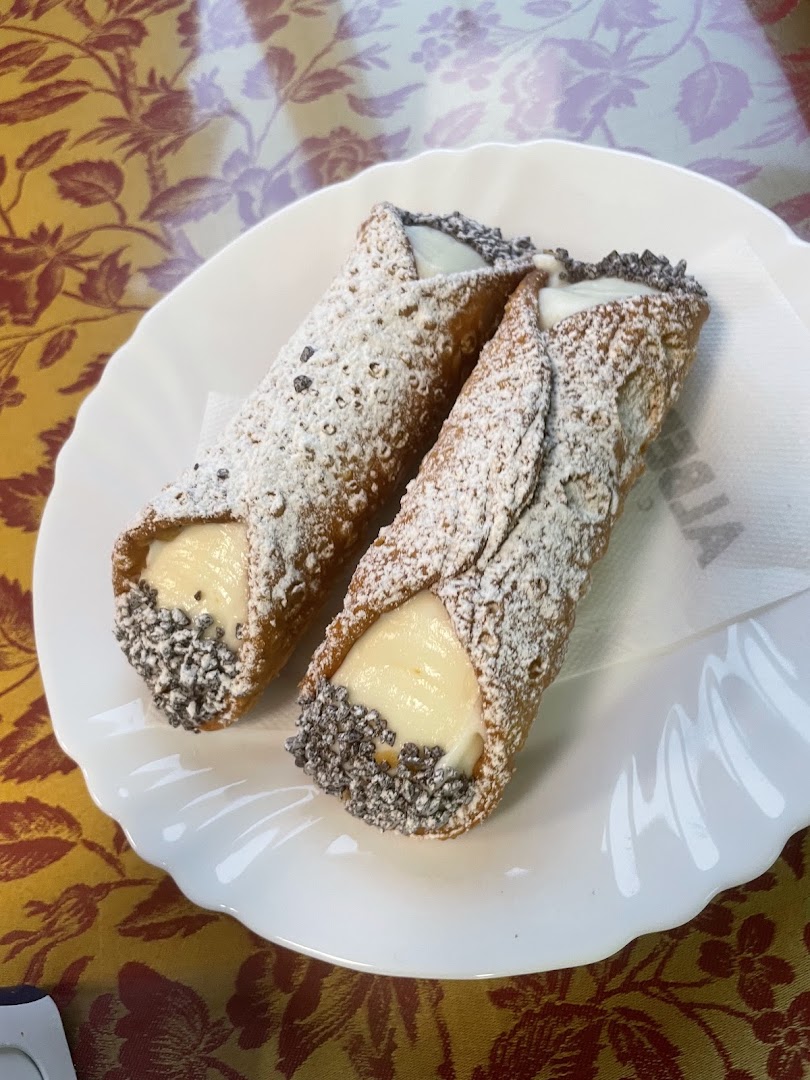La Sicilia In Bocca Bar-Pasticceria