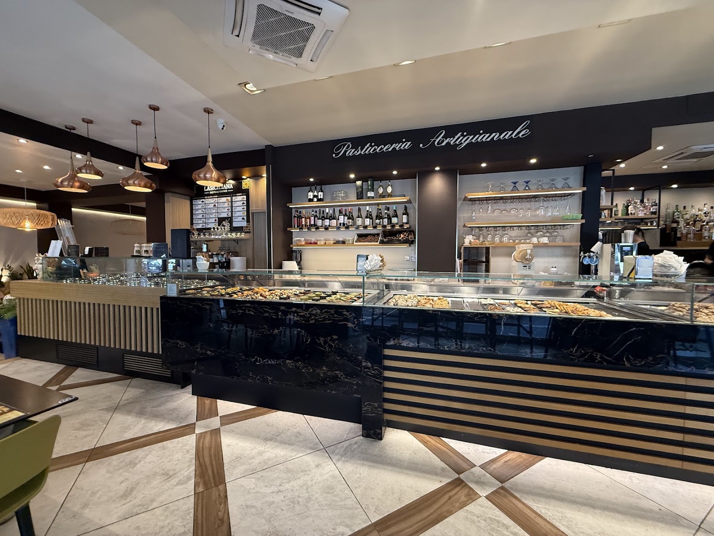La Siciliana | Restaurant Bar