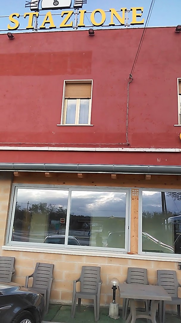 LA STAZIONE Bar Ristorante Pizzeria B&B