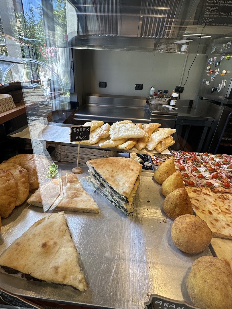 La Svolta Pizzeria Piadineria
