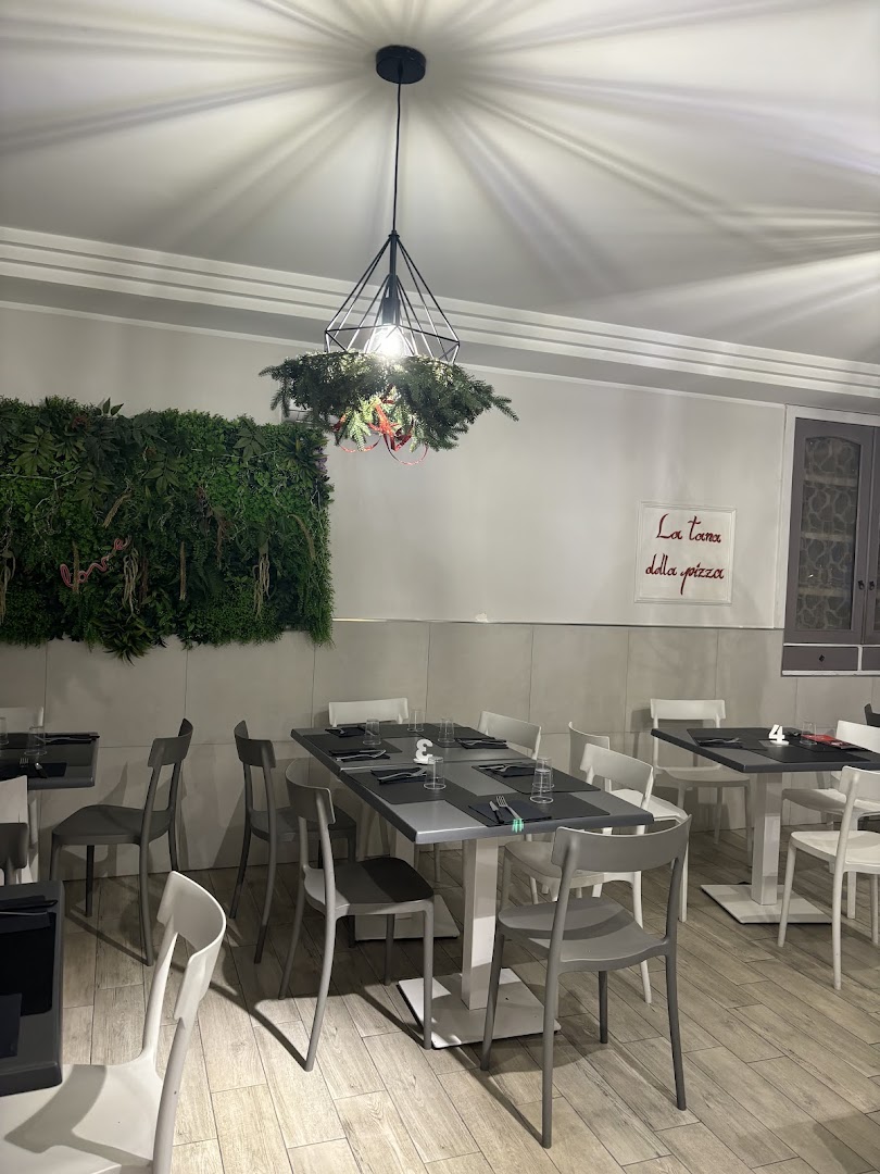 La Tana Della Pizza