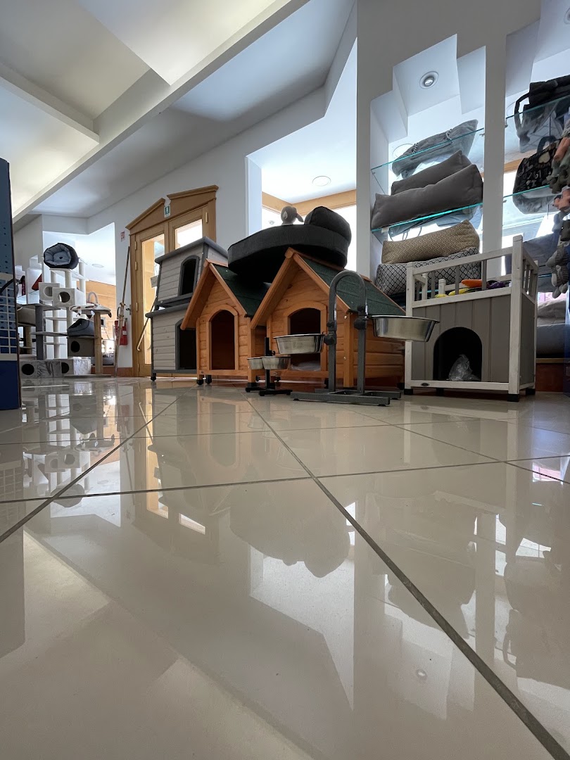La Tana di Maya Pet Store- Toelettatura, Alba Adriatica