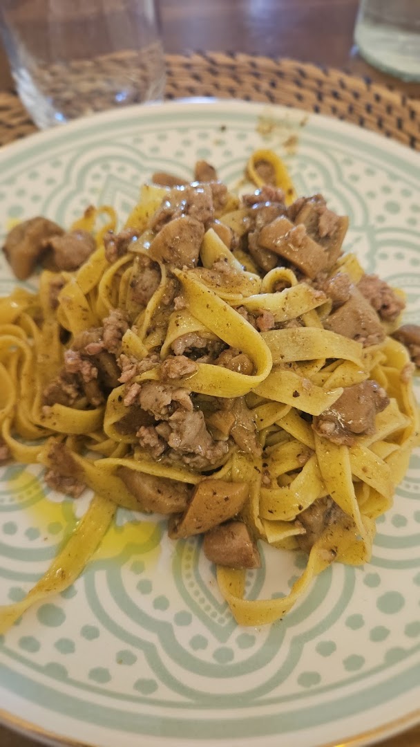 La Tana, Bari