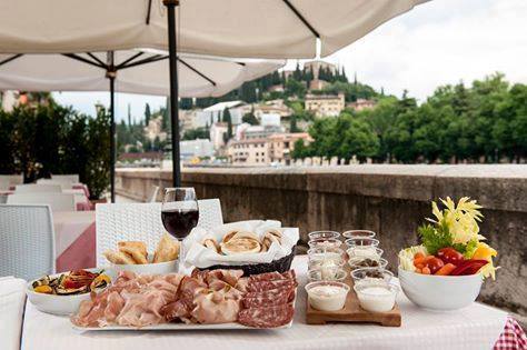 LA TAVERNA DI DARIO - (Tigella Bella) - AL PORTO DELL'ADIGE
