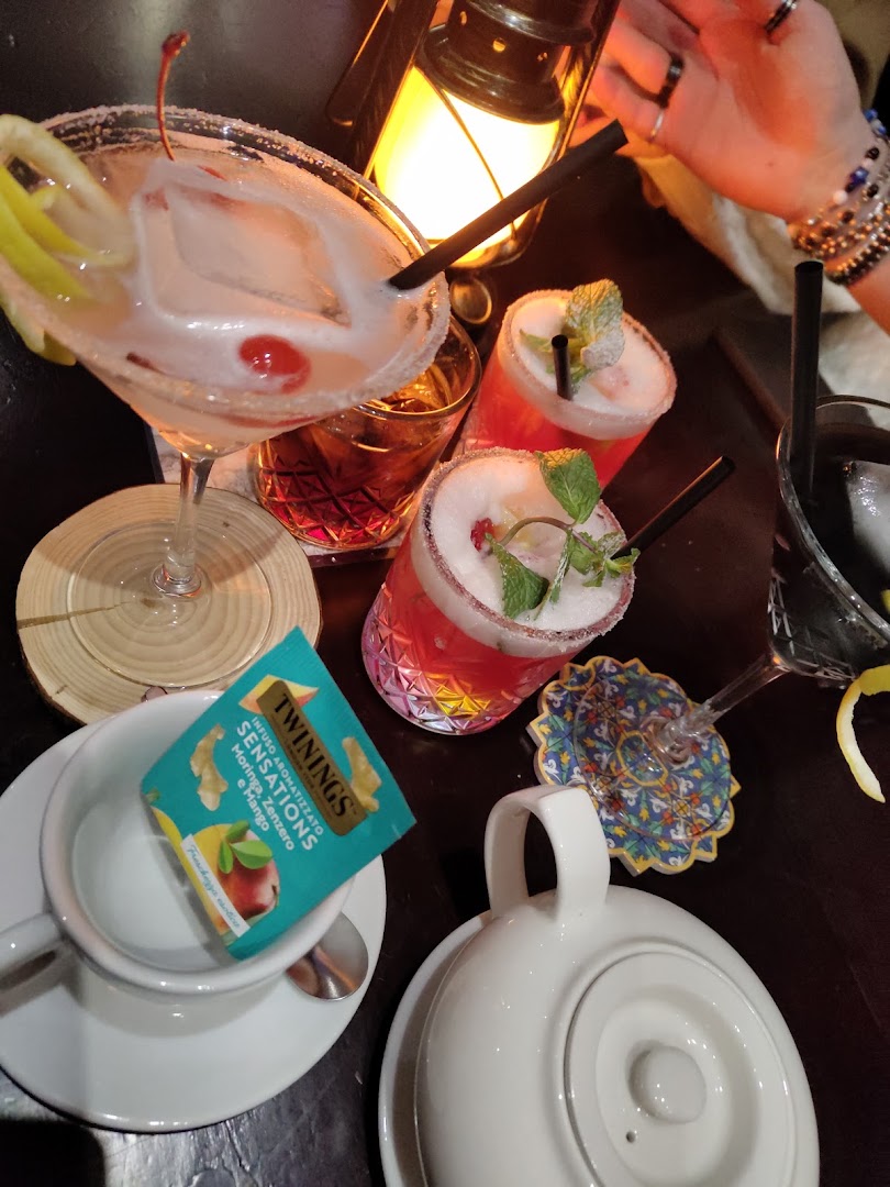 La Taverna Pirata del Lab Cove - bar, cocktails, aperitivi, cucina sempre aperta