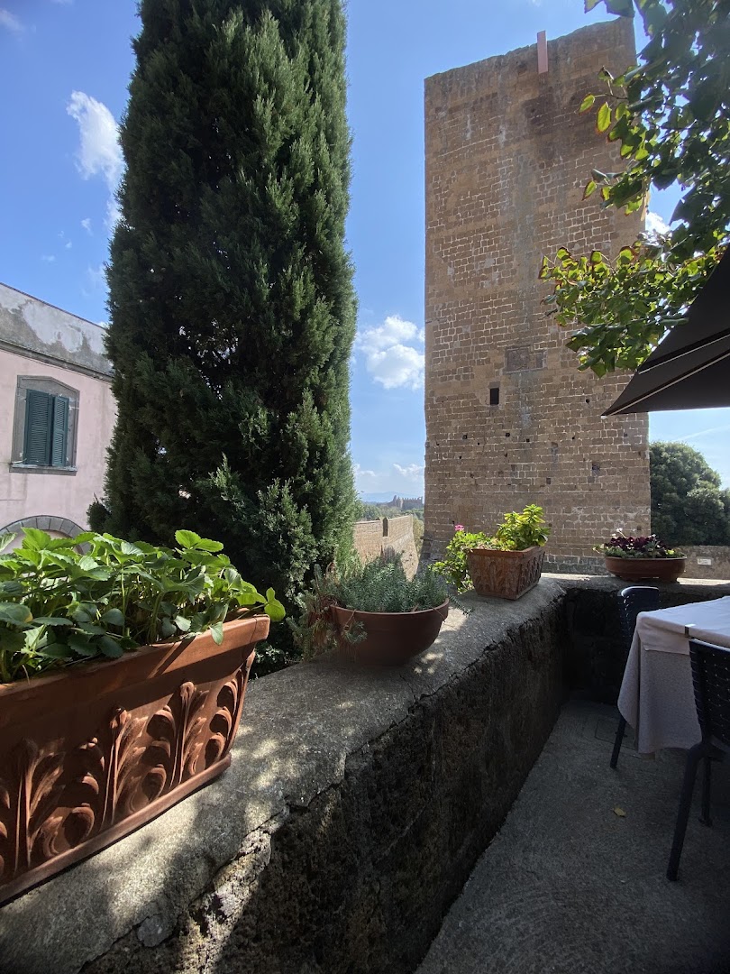 La Torre di Lavello, Tuscania