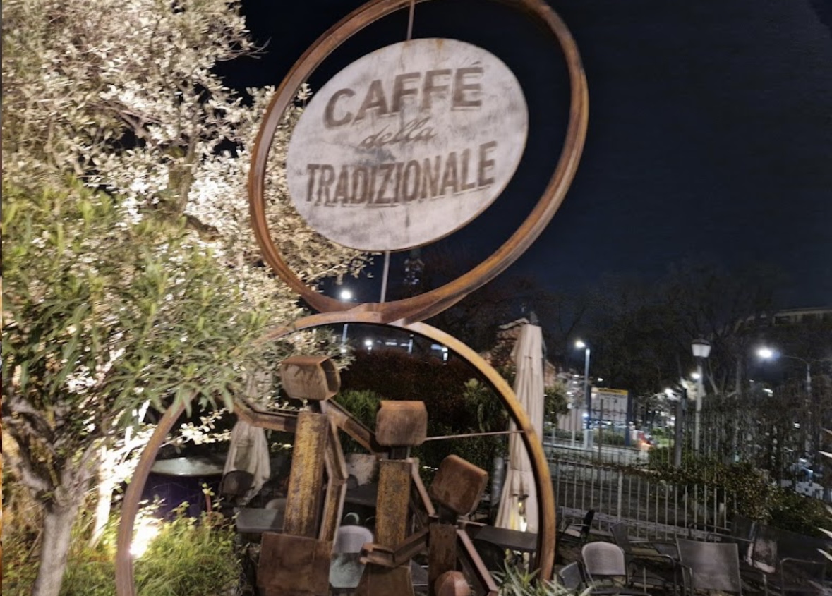 LA TRADIZIONALE, Milano