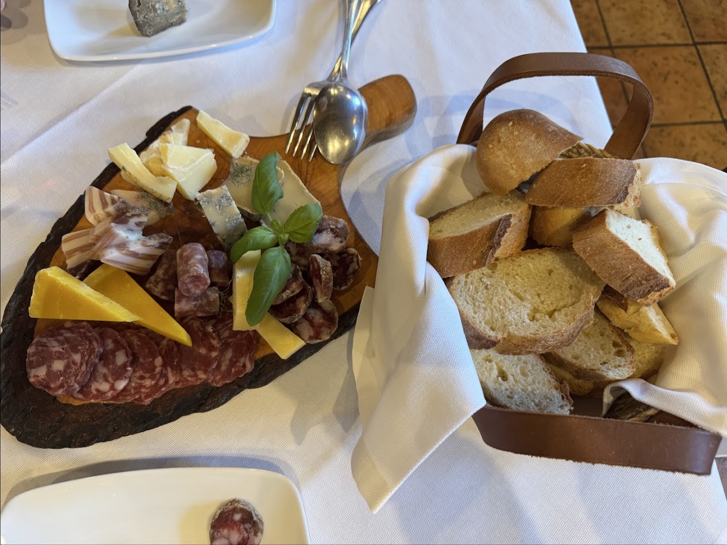 La Trinacria prodotti tipici enoteca wine food