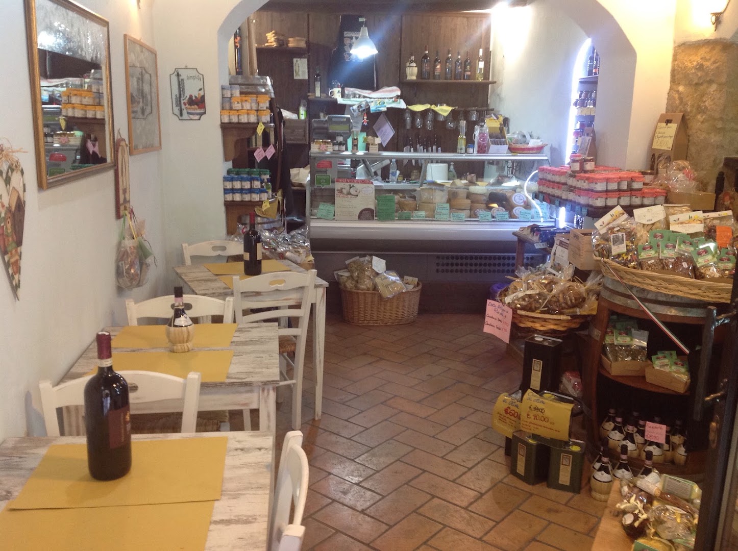 La Vecchia Bottega BITE E DRINK