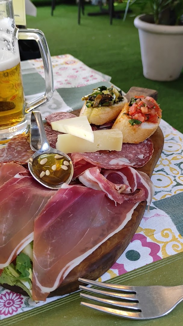 La Vecchia Cascina