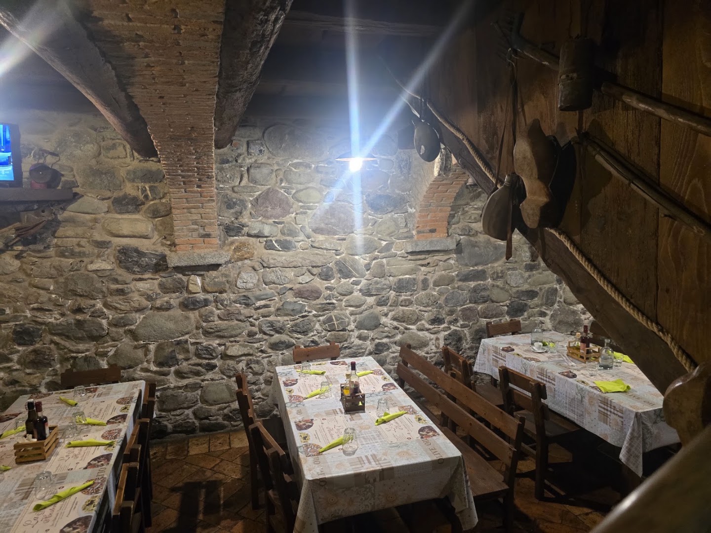La Vecchia Hosteria, Serra Sant'Abbondio