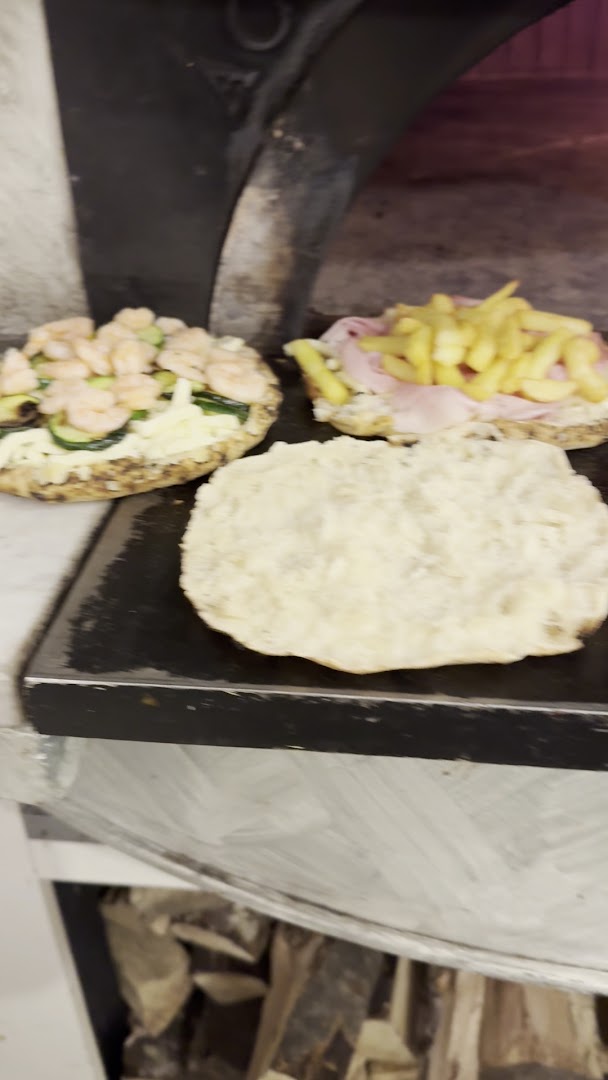 La Vecchia Pizzeria