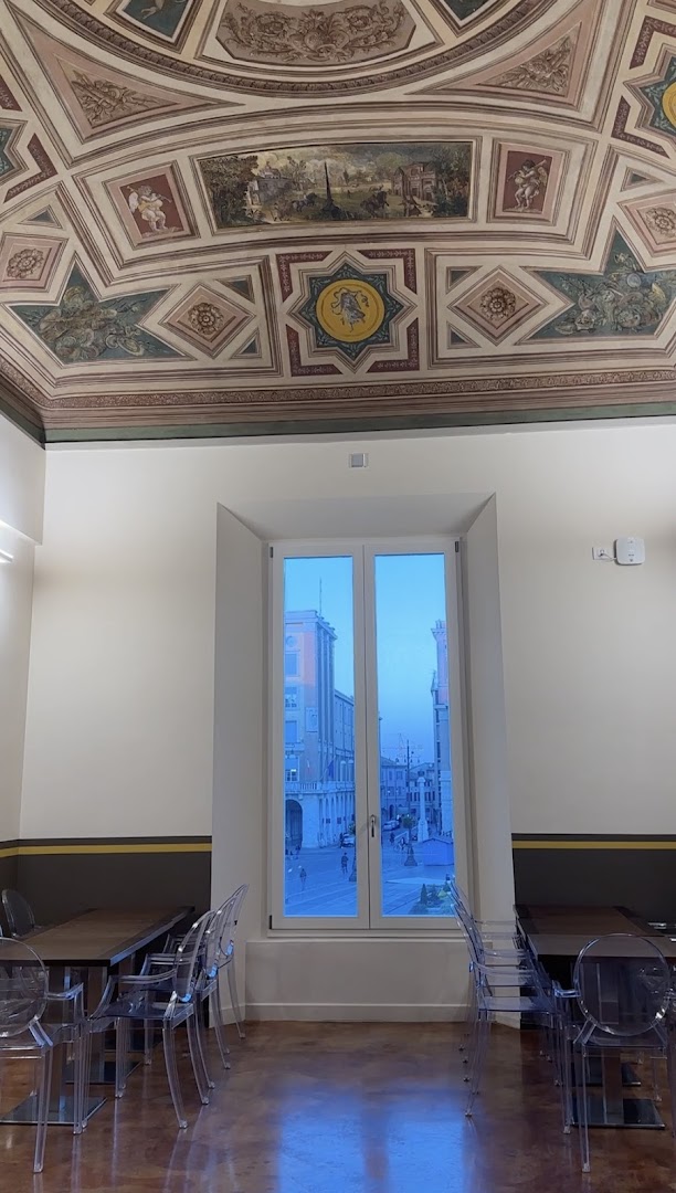La Vesuviana Piazza Saffi
