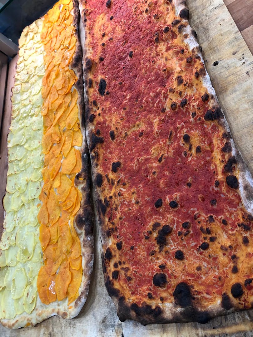La Voglia Di Lauretti D. E C. Snc