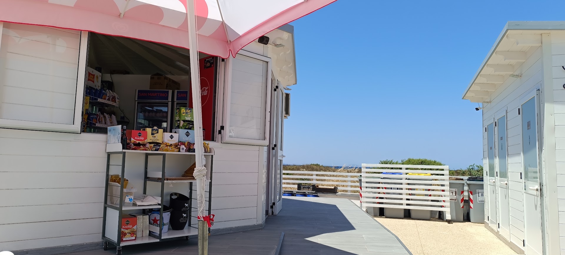 La Vozza Beach Bar