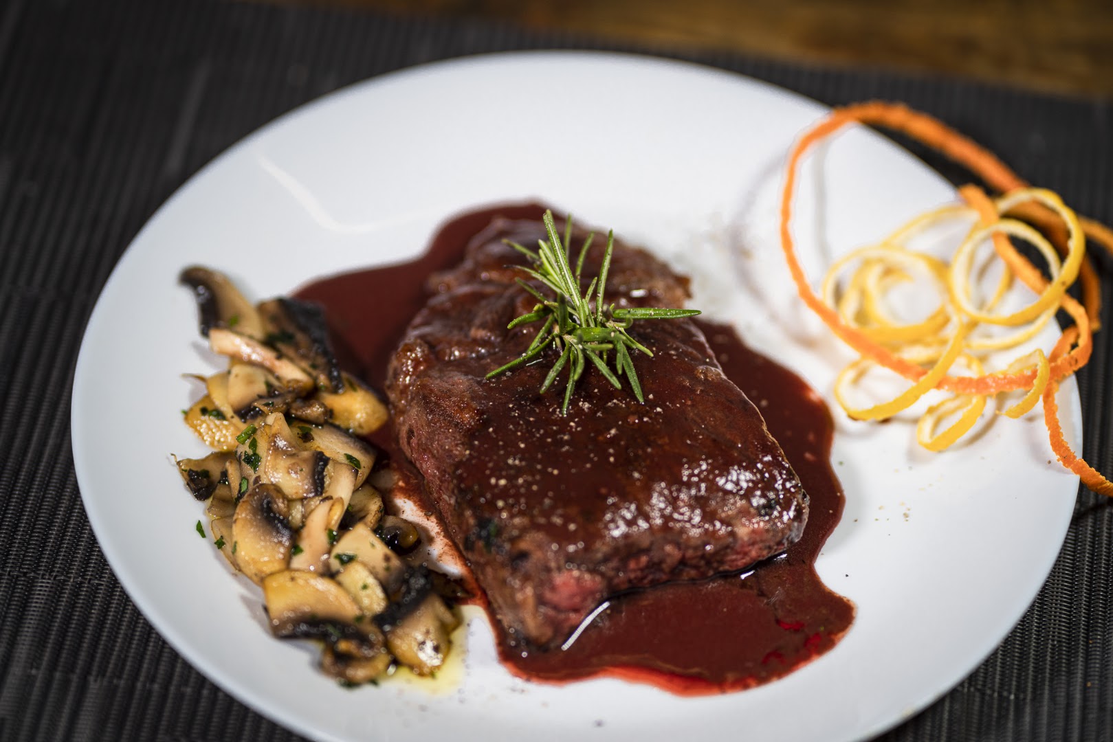 LAG Lounge and Gourmet