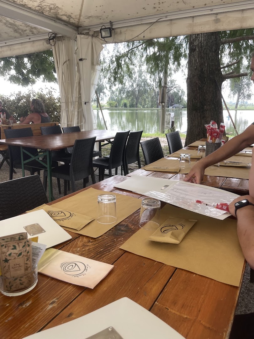 LAGO CLAUDIA Bar Ristorante Pesca Sportiva
