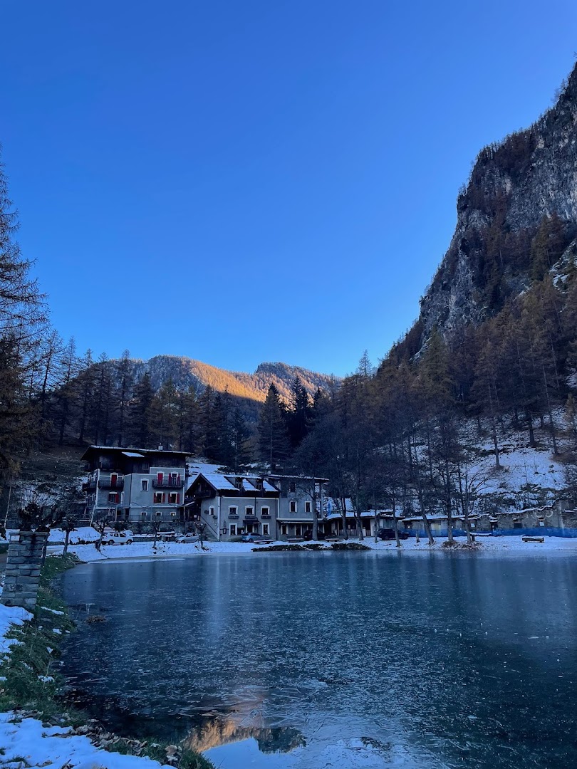 Lago di Laux