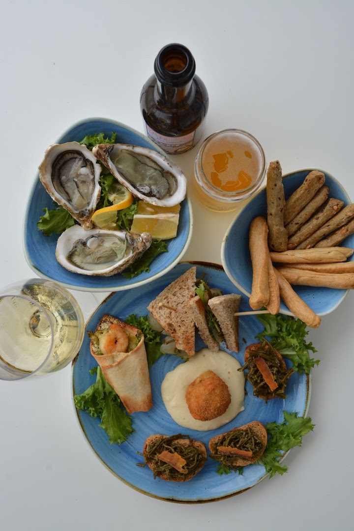 Lake Café - SeaFood bar