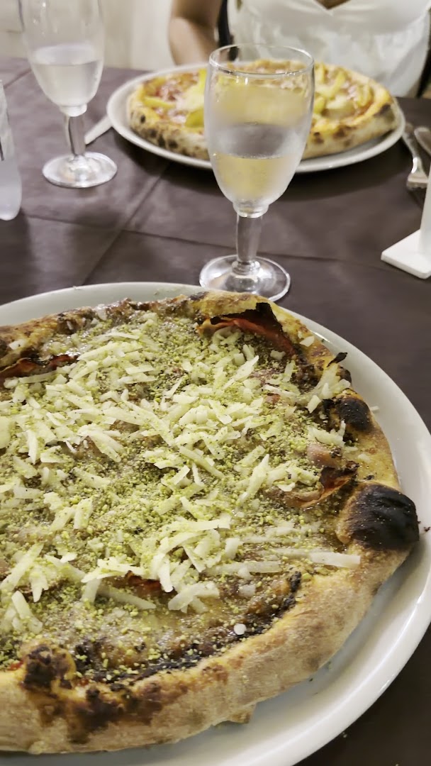L'Albero Ristorante Pizzeria B&B