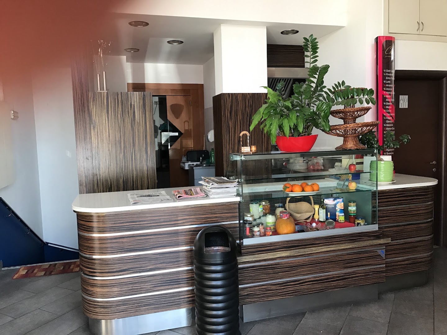 LAMORA • food & fashion