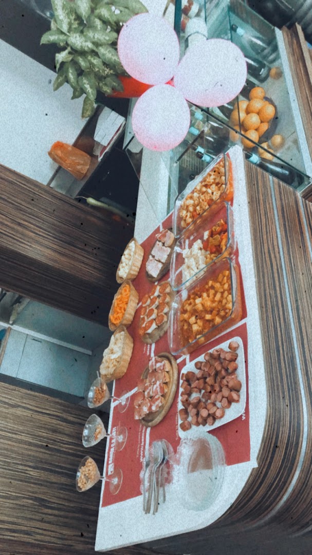 LAMORA • food & fashion