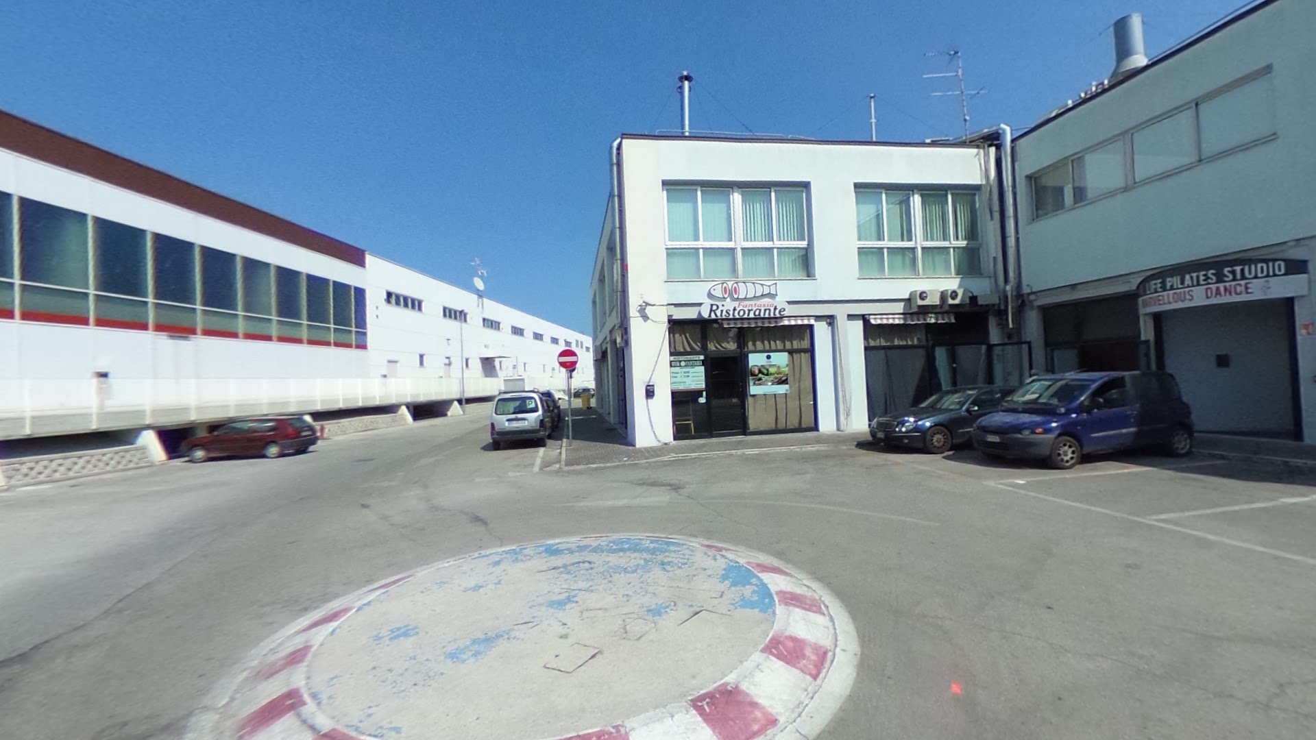 L'angelo azzurro di E.M.M Srls, Civitanova Marche