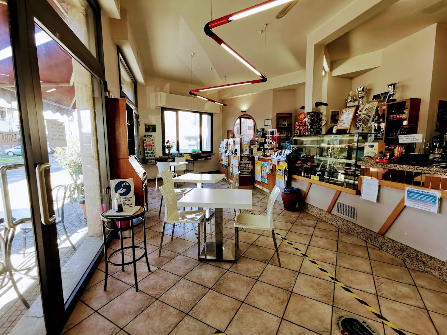 L'Angolo Bar Srl