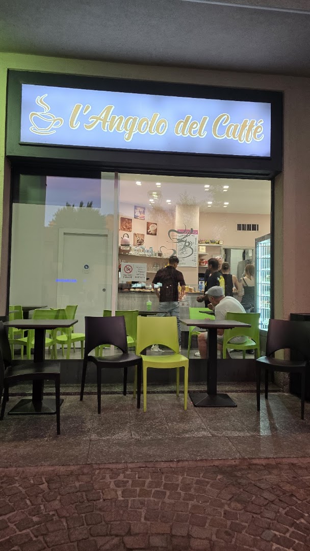 L'Angolo del Gelato e L'Angolo del Caffè di Carugati Davide