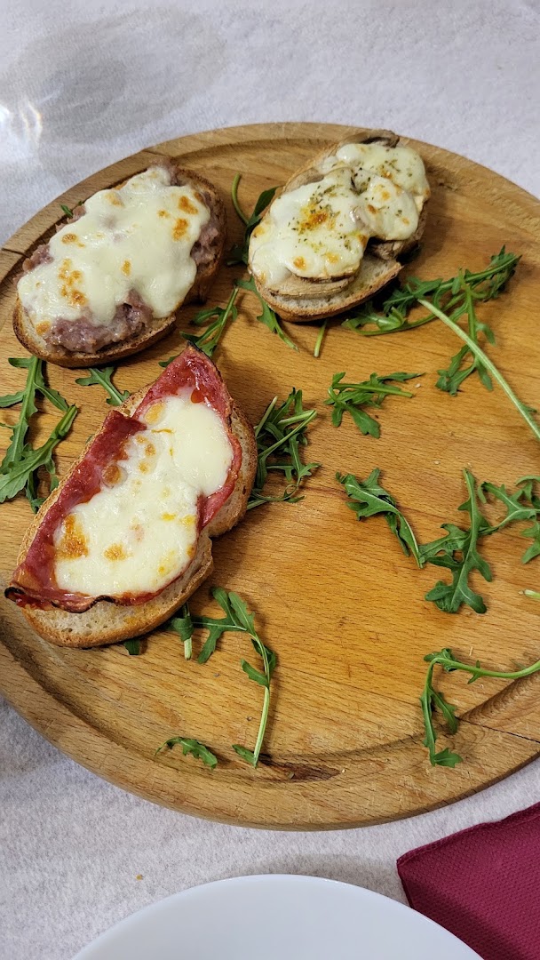 L’angolo di Sara – Pizzeria, Ristorante & Bar