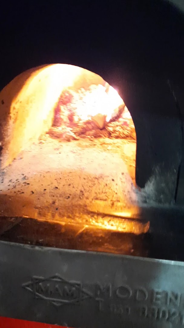 L'Angolo...pizzeria d'asporto...kebab..