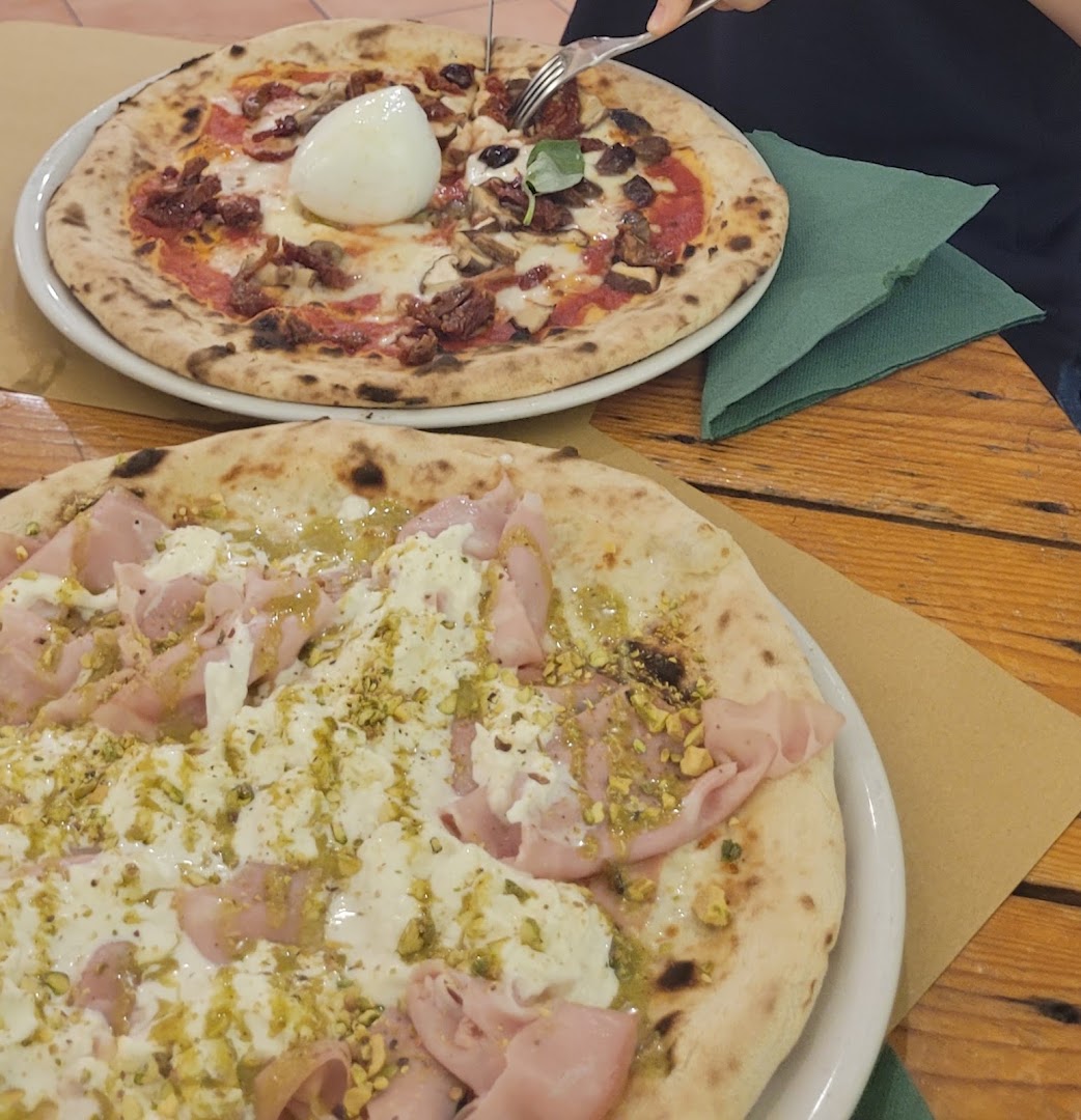 L'Angolo Pizzosteria