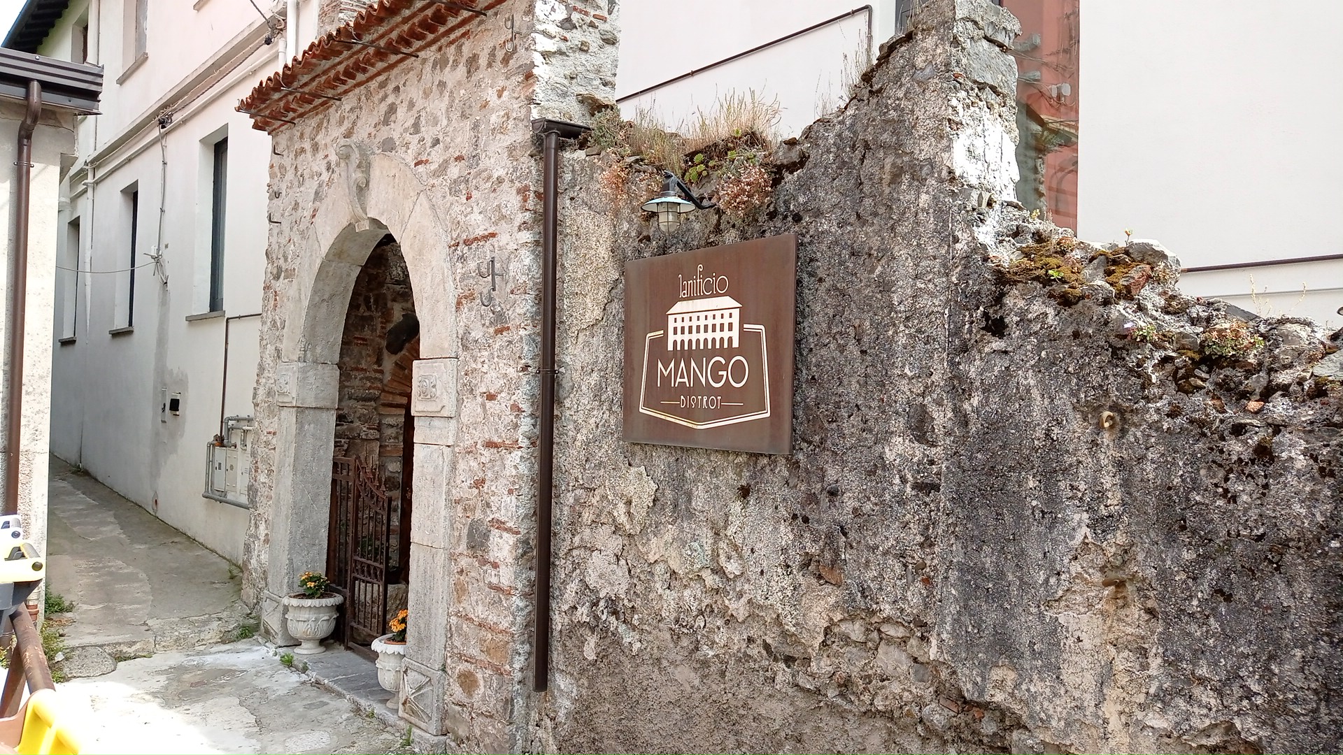 Lanificio Mango