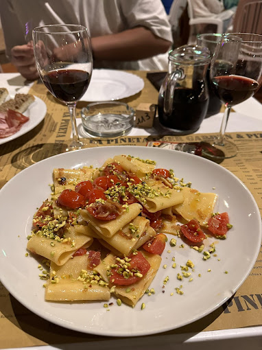 La Pineta Beer Garden & Pizza