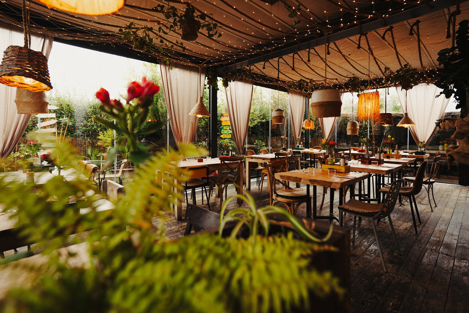 Lario's Bistrot
