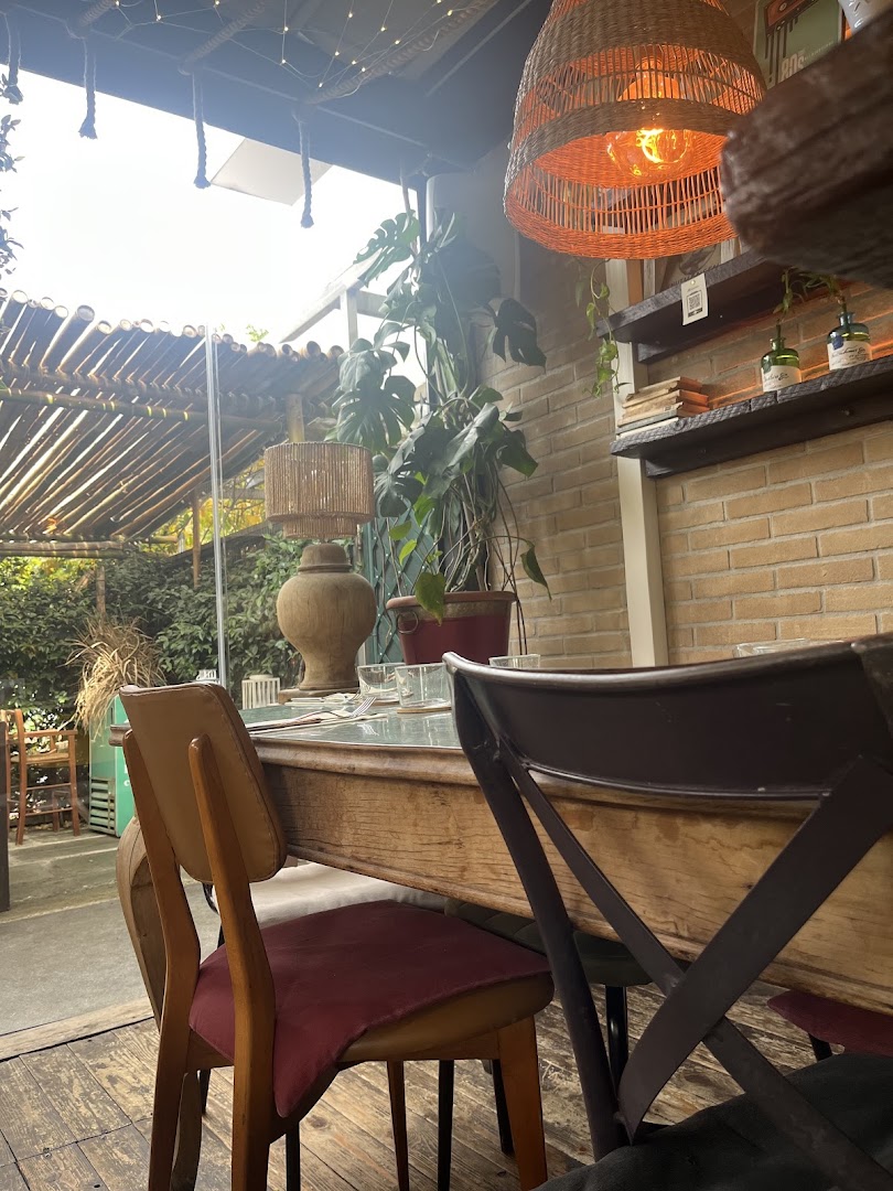 Lario's Bistrot