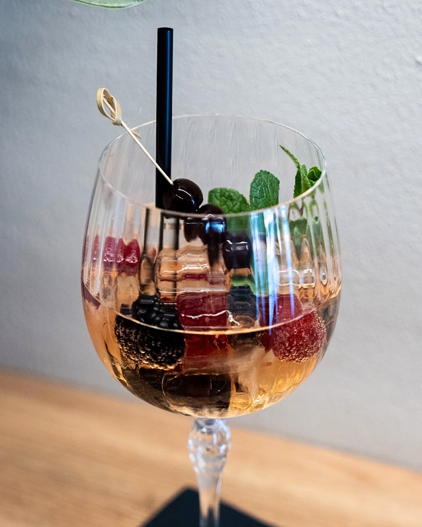 L'ARLECCHINO - aperitivo, panini, insalate, gelato