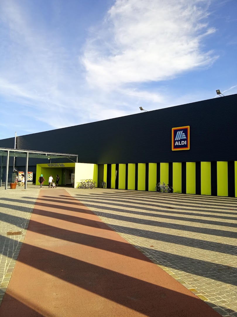 L'Arsenale Centro Commerciale