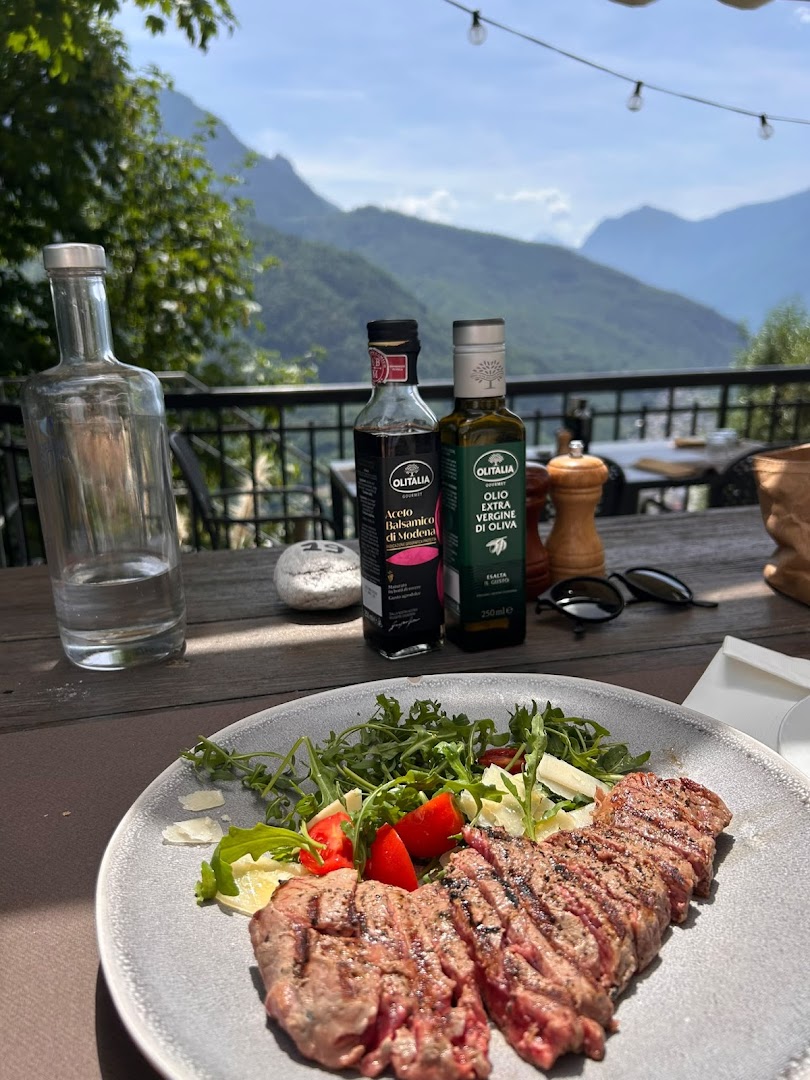 Lassù