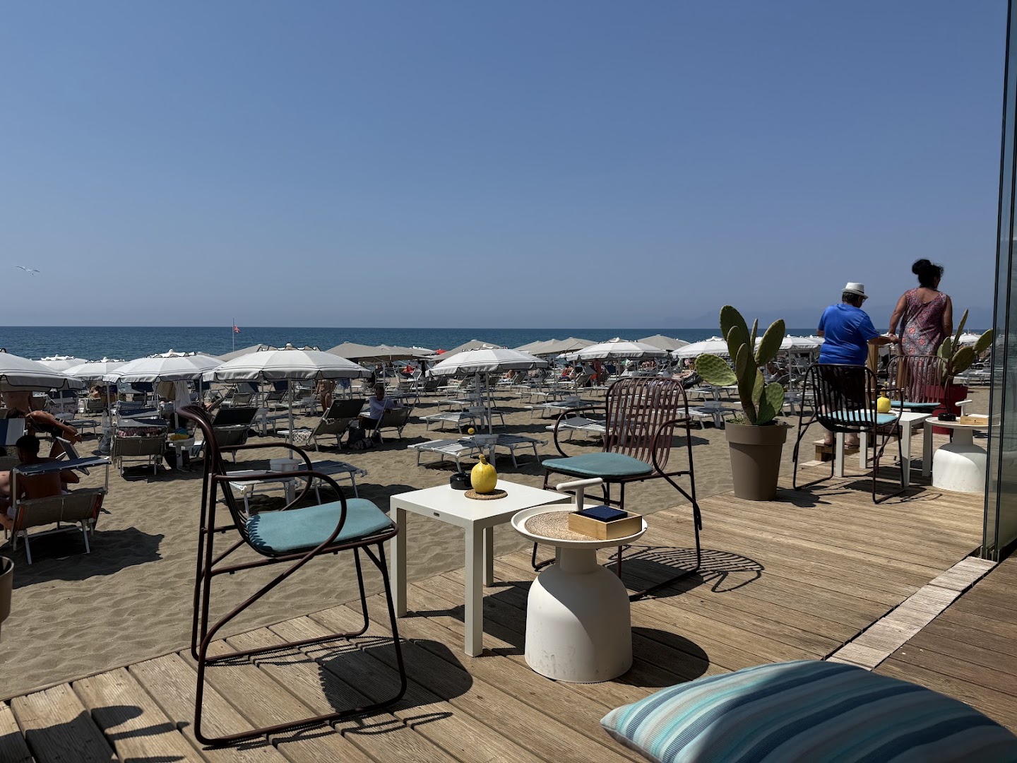 Laura Mare Beach