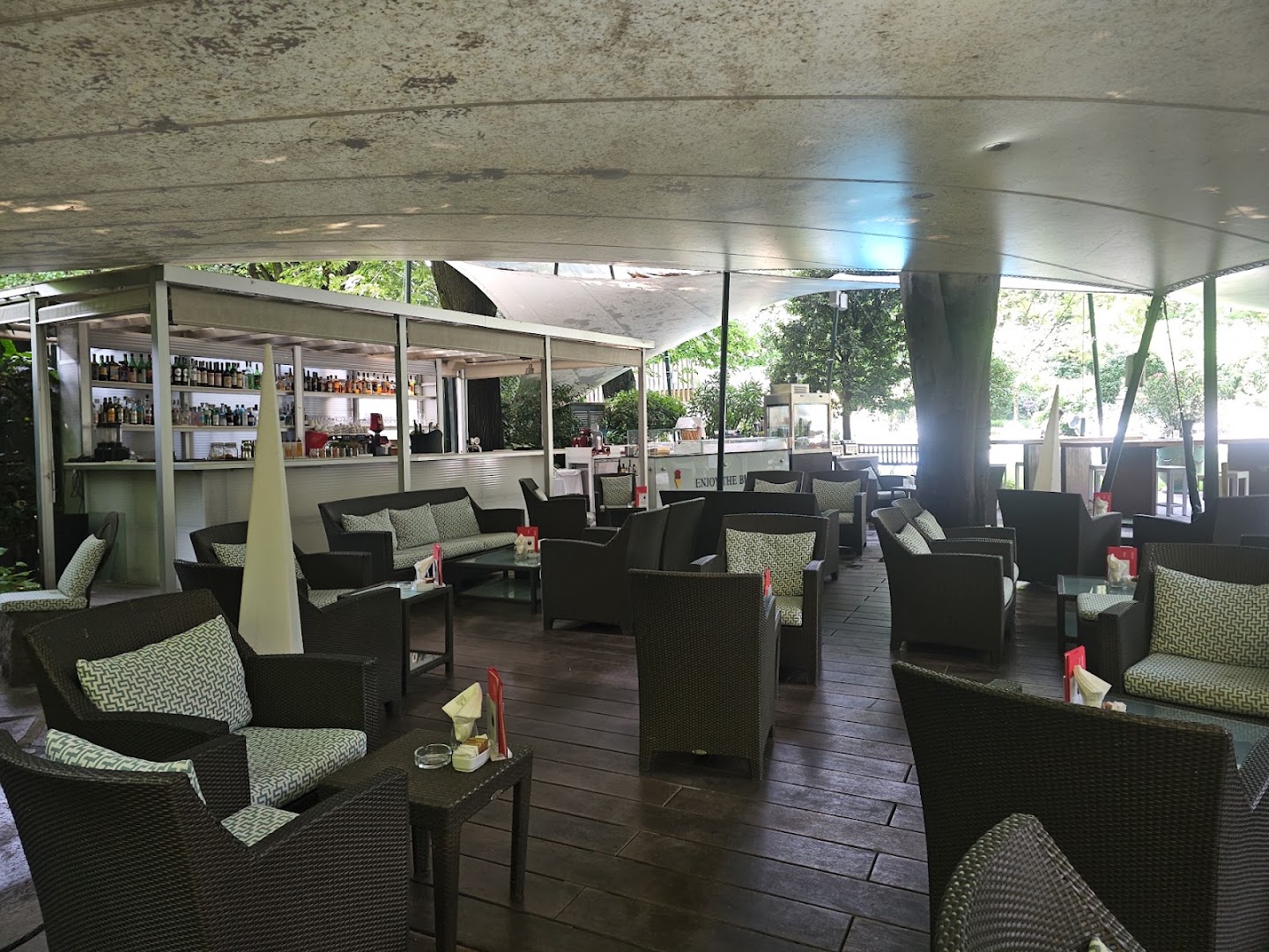 Laurin Bar