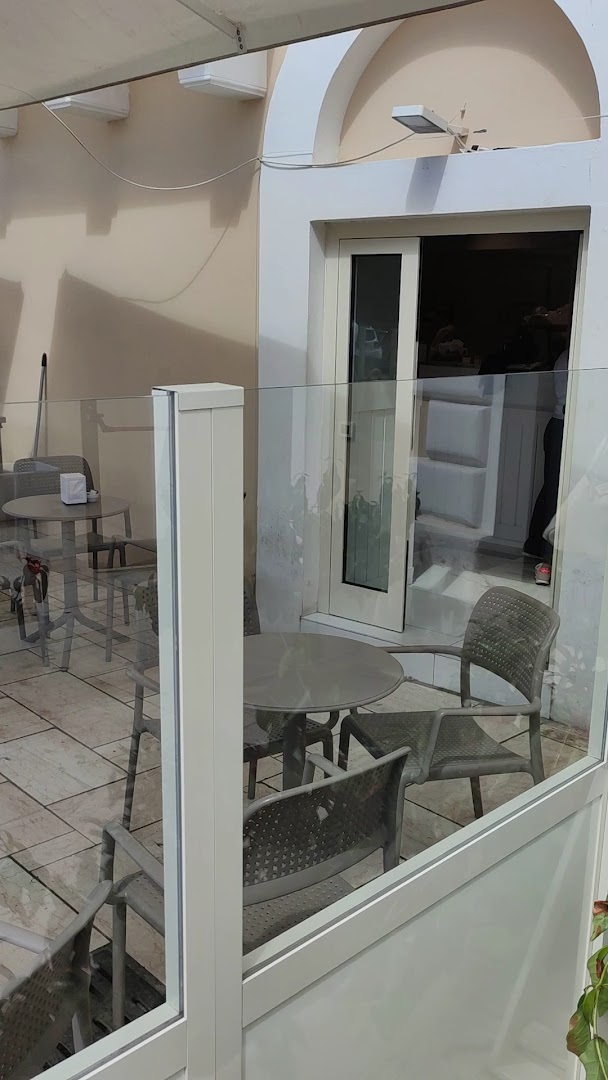 L’Aurora-Cafè Bistrot