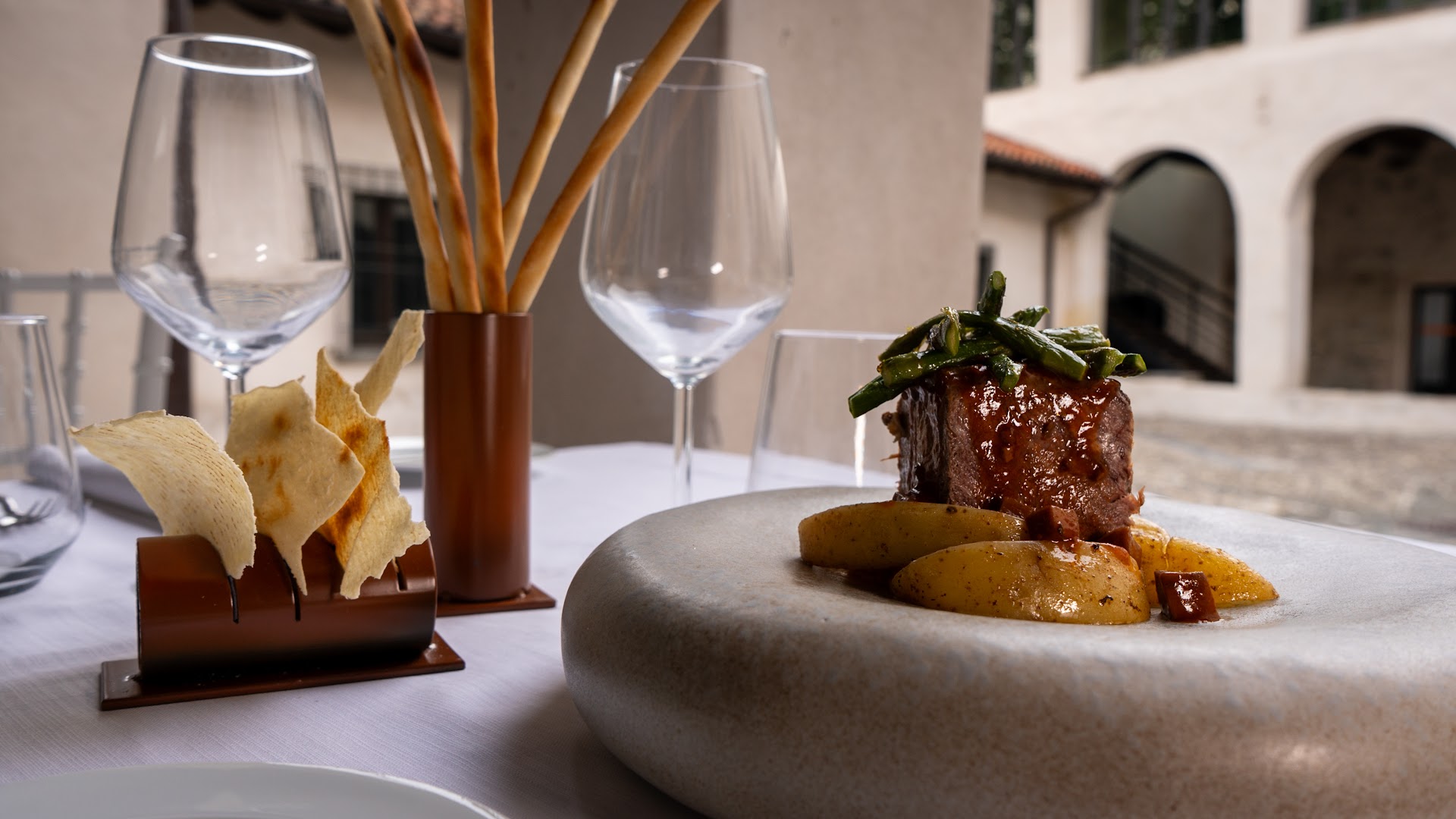 Lavel Trattoria Contemporanea