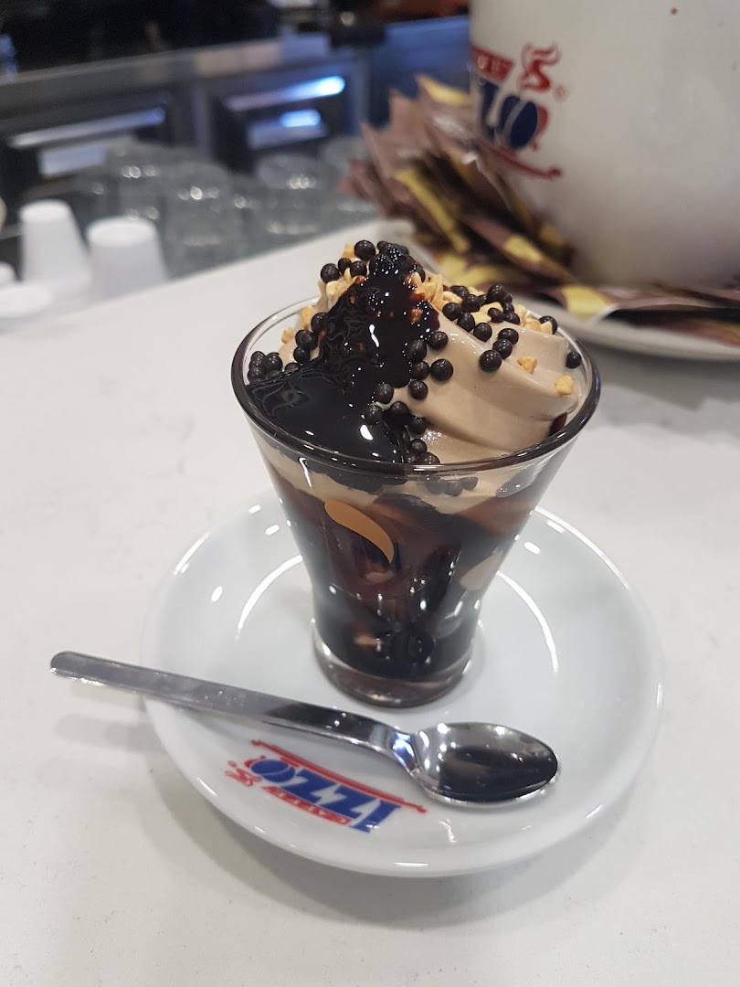 Lazzarella Cafe