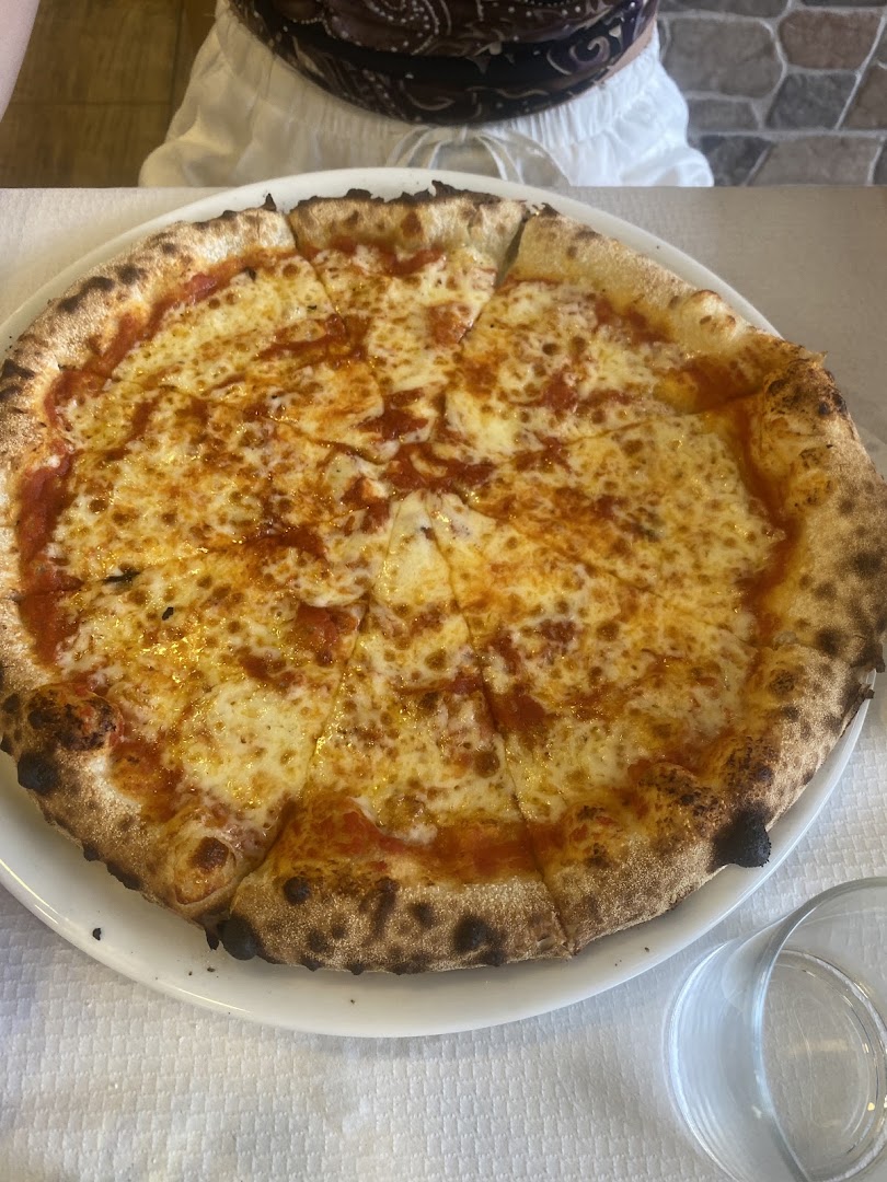 "Le 3 Stazioni" Street Food Pizzeria